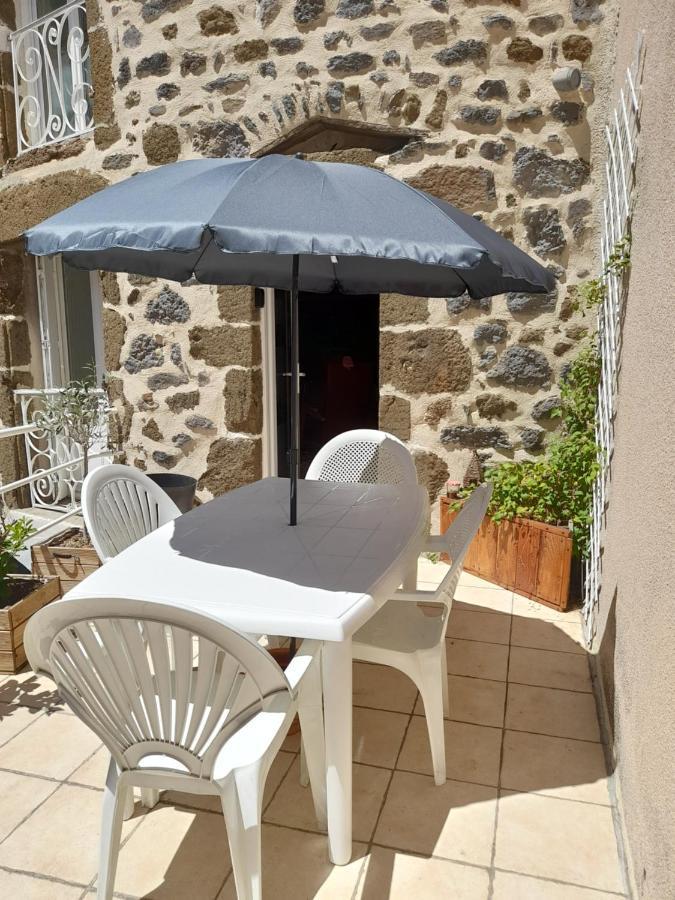 Tour Medievale De L'An Mille Apartamento Loudes Exterior foto