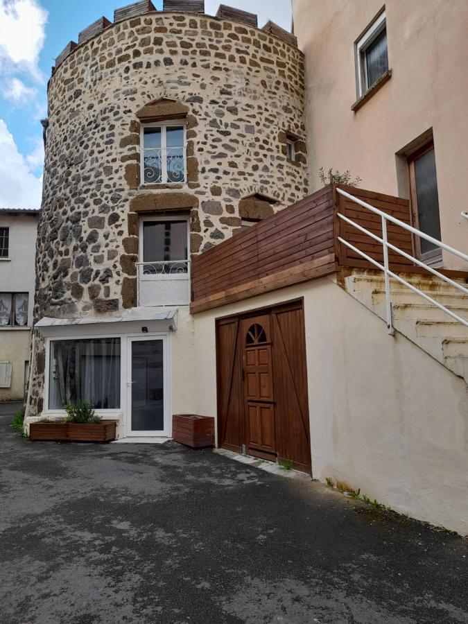 Tour Medievale De L'An Mille Apartamento Loudes Exterior foto